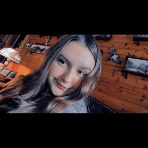 Meet your Posher, Skyler